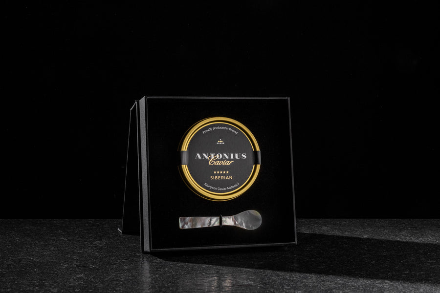 Caviar Antonius présenté pour la dégustation